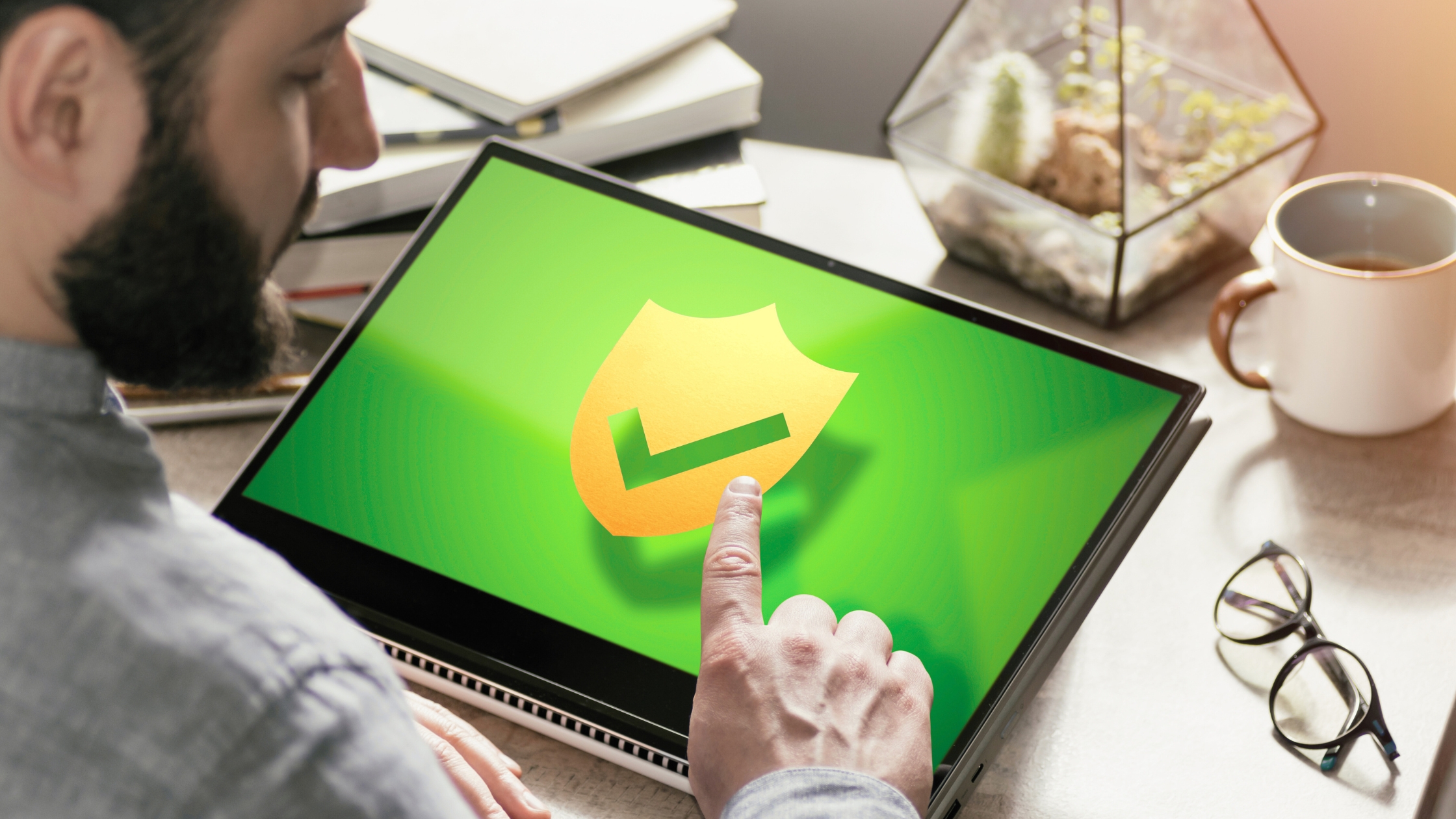 Protect your PC! Discover the best antivirus software for Windows 10 home users. Reviews, features, and tips to keep you safe from malware and threats in 2025.